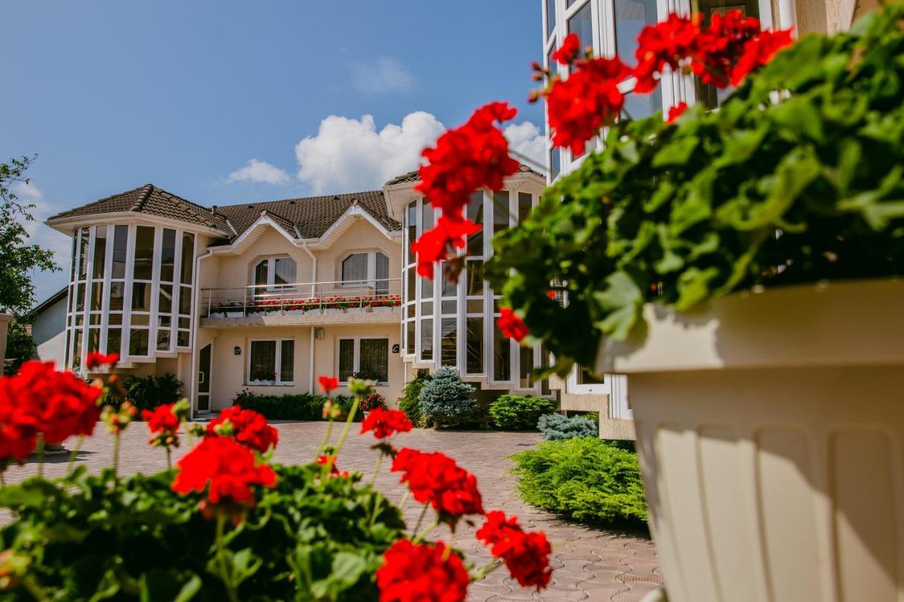 דבה Villa Brussels מראה חיצוני תמונה